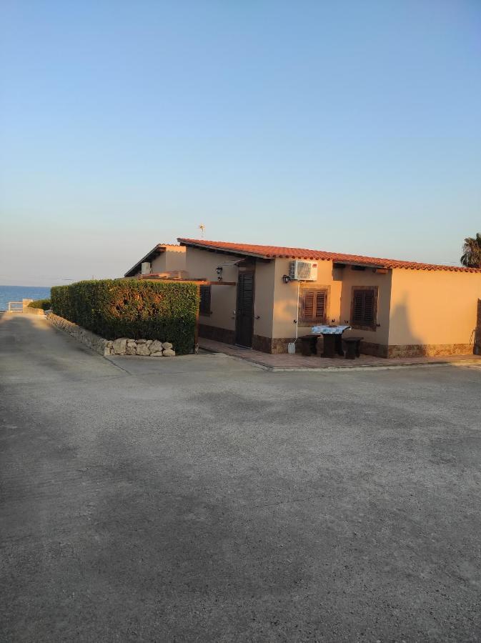 Casa Carmen Villa อาโวลา ภายนอก รูปภาพ