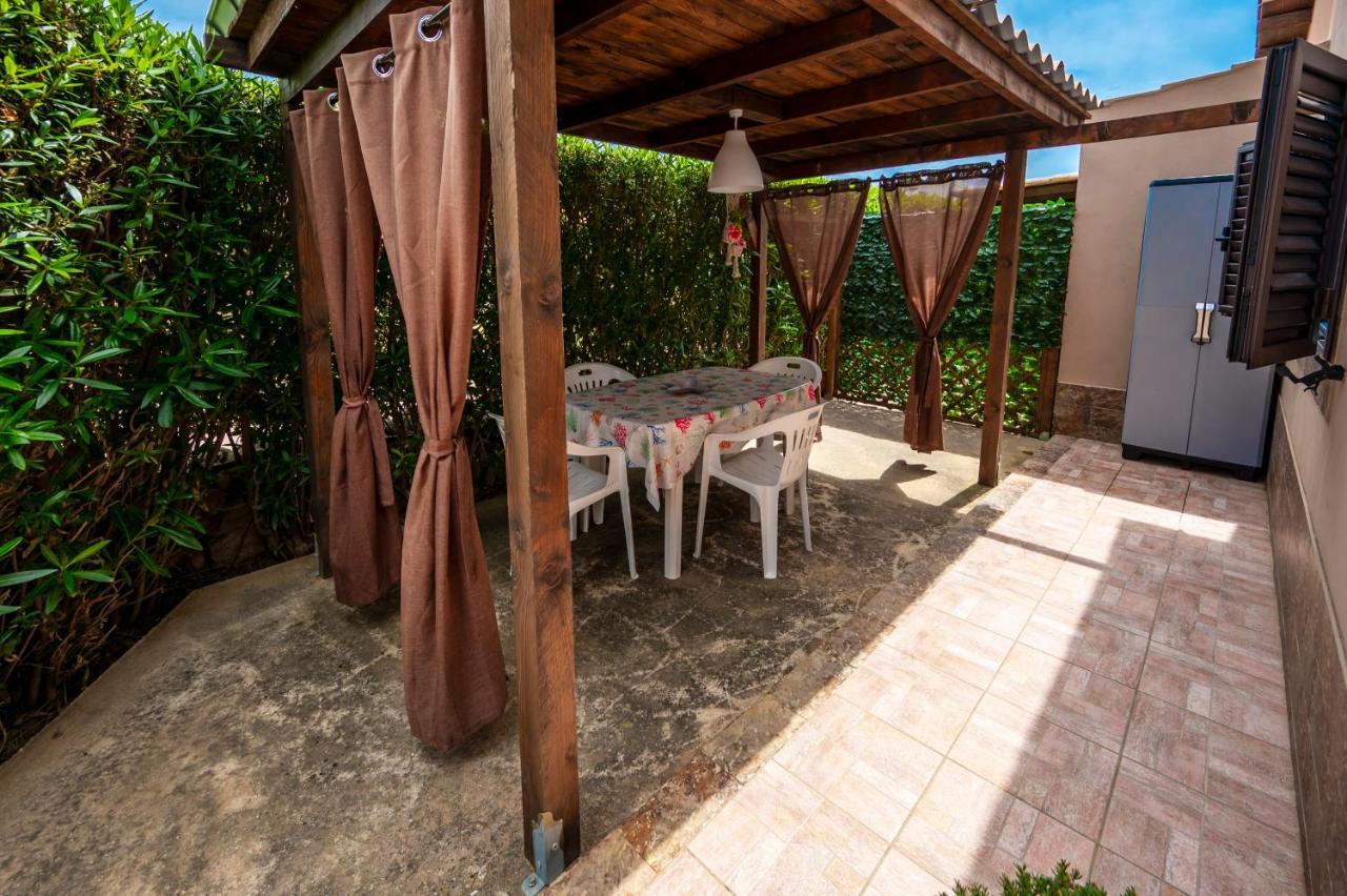 Casa Carmen Villa อาโวลา ภายนอก รูปภาพ