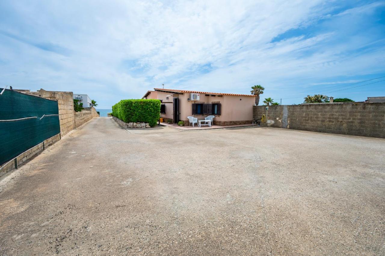 Casa Carmen Villa อาโวลา ภายนอก รูปภาพ